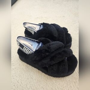 UGG Women’s Disco Cross Slide